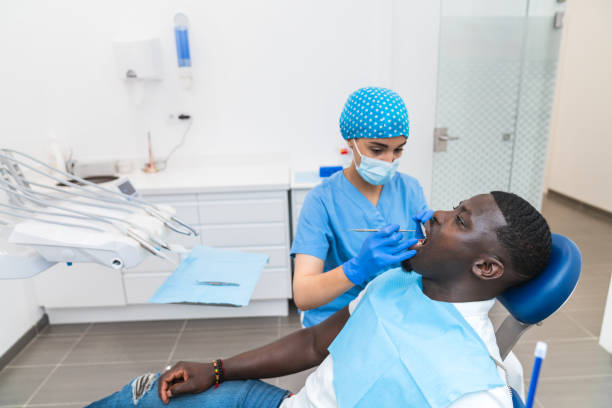 Best Emergency Dental Care for Broken or Chipped Teeth in Clayton, MO